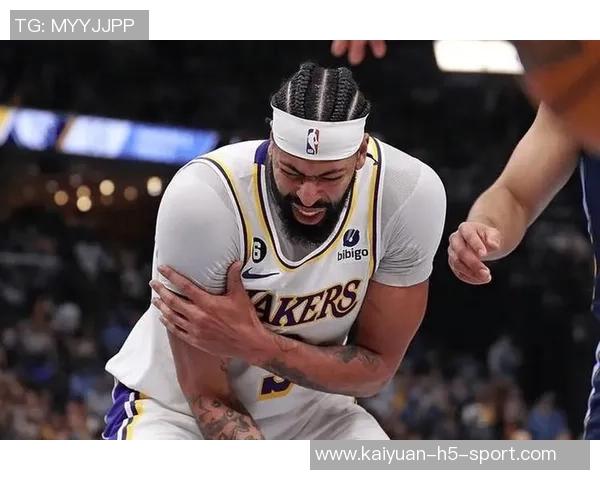 浓眉谈位置调整:打五会影响身体在湖人夺冠时我也是打四 浓眉谈位置调整:打五会影响身体在湖人夺冠时我也是打四