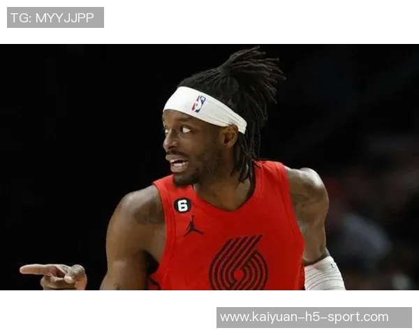 格兰特状态低迷19投仅得16分三分球表现惨淡7投仅中1